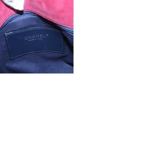 Chanel Matelasse Chain Shoulder Bag - Picture 5 of 6